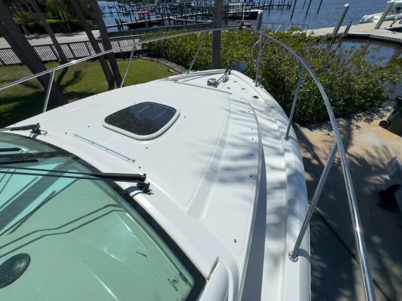 2018 Boston Whaler 315 Conquest