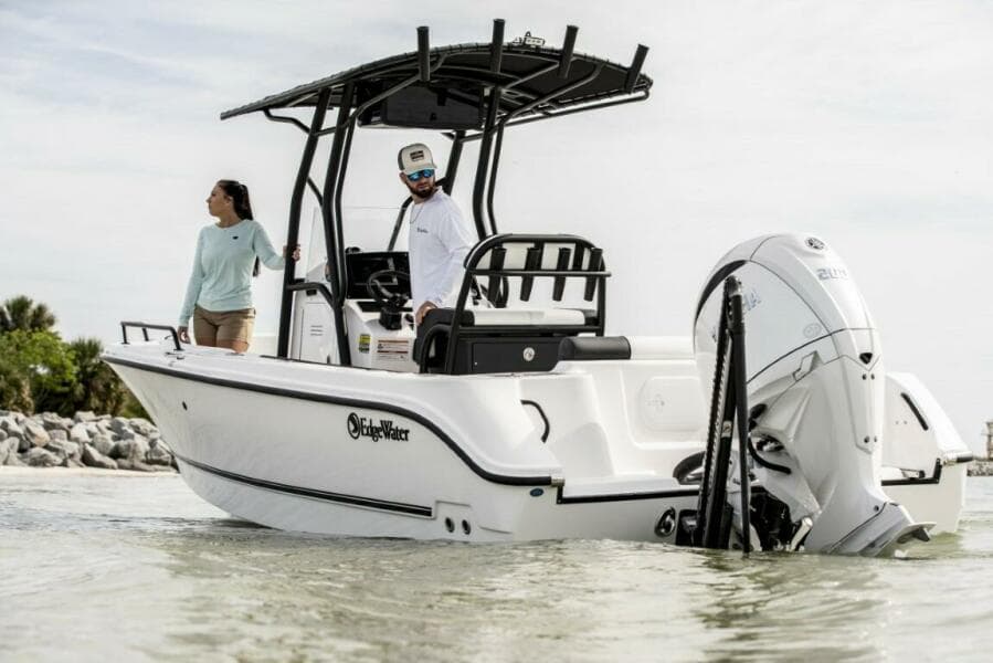 2025 Edgewater 208CC