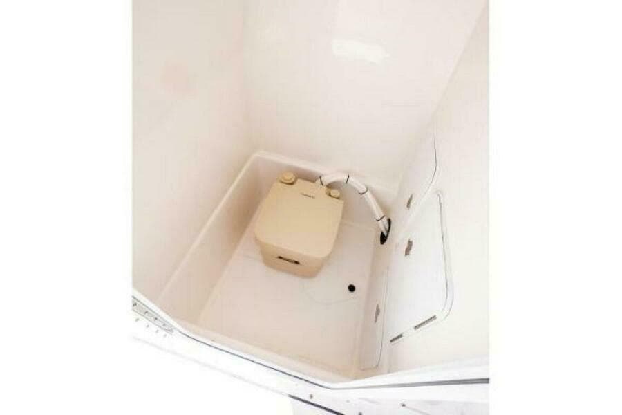 2025 Edgewater 245CC