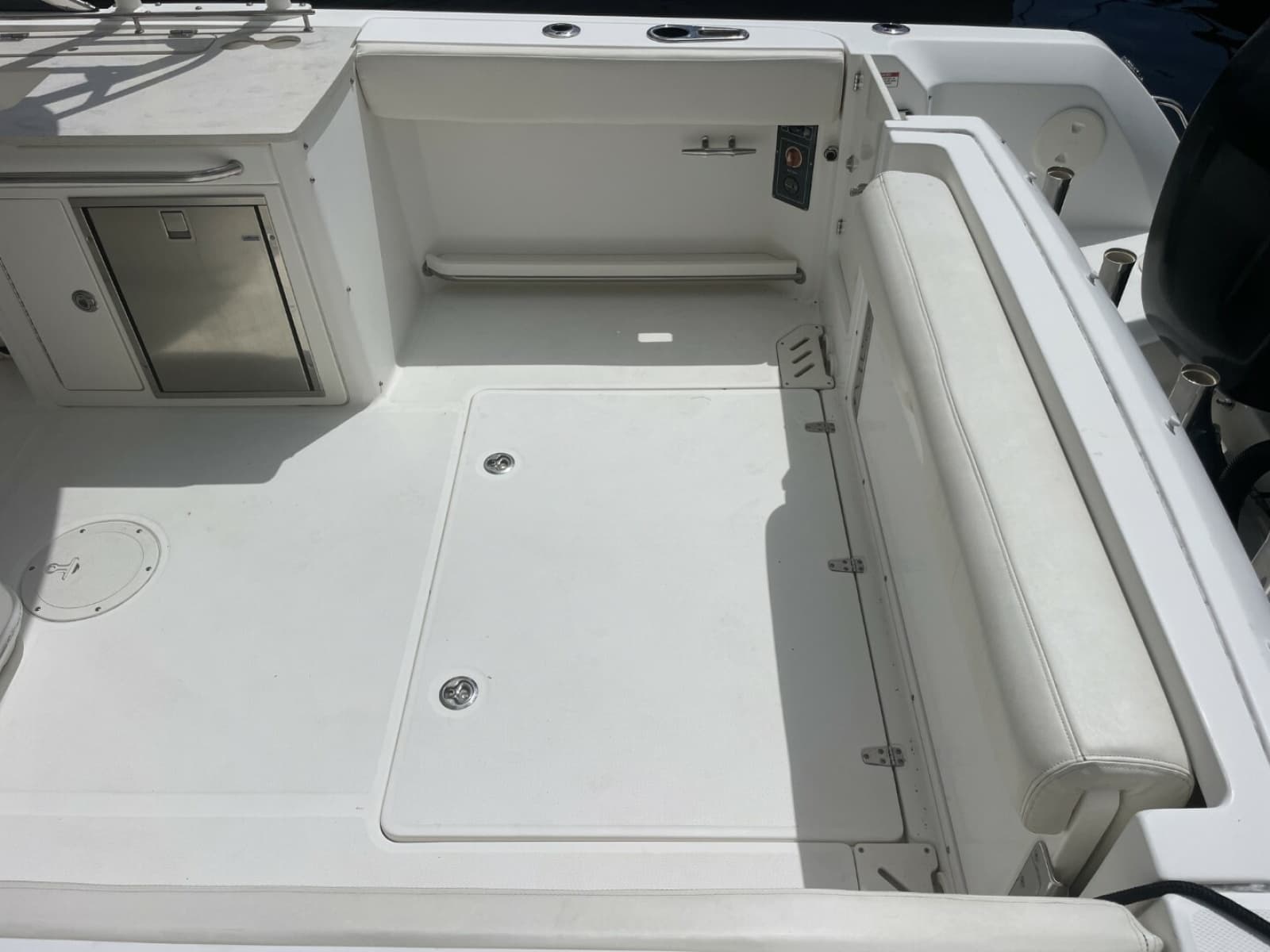 2016 Boston Whaler 270 Vantage