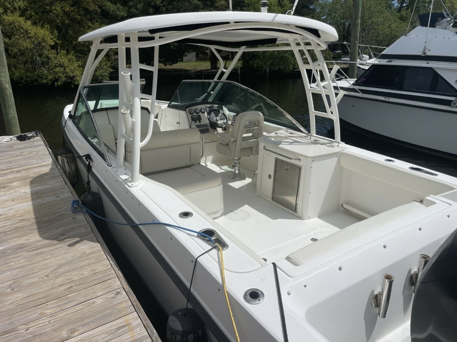 2016 Boston Whaler 270 Vantage