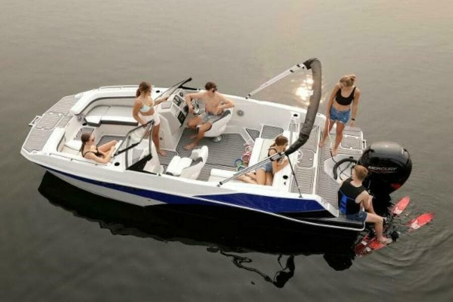 2025 Starcraft SVX 210 OB DC