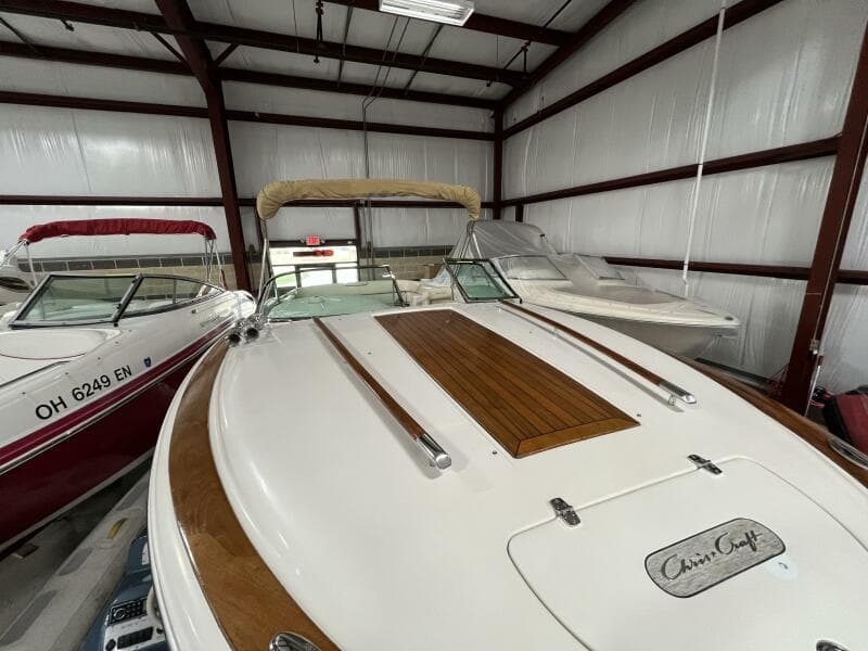 2005 Chris-Craft Corsair 28