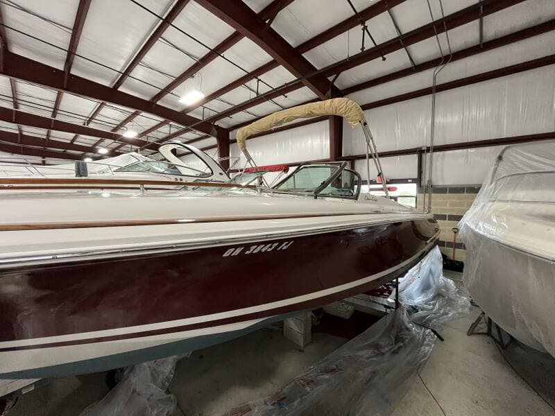 2005 Chris-Craft Corsair 28