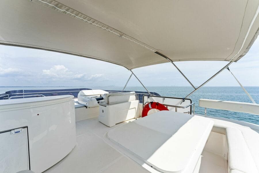 2013 Ferretti Yachts 620