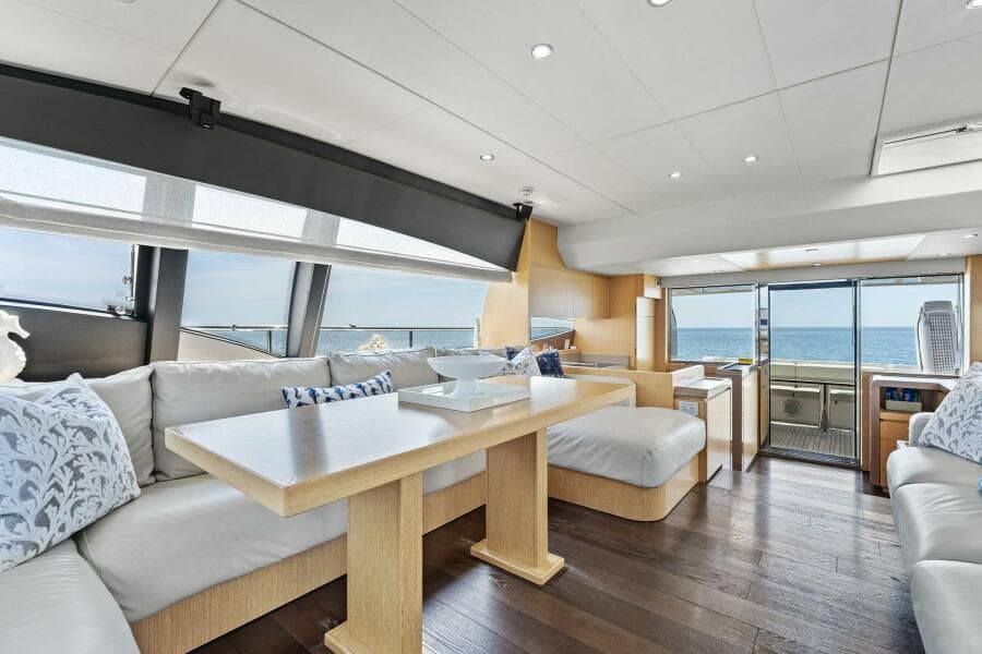 2013 Ferretti Yachts 620