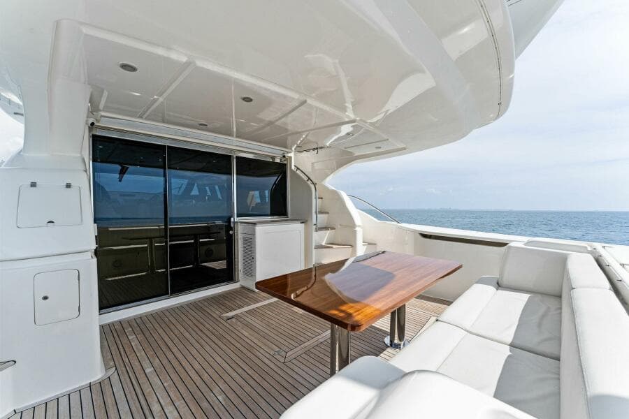 2013 Ferretti Yachts 620