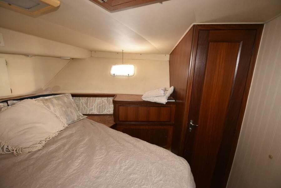 1988 Hatteras 48 Convertible