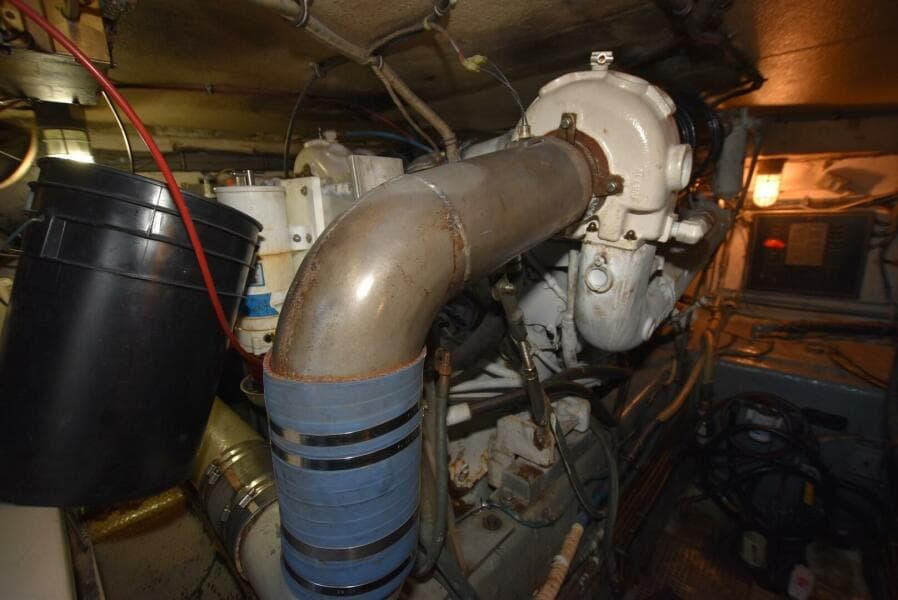 1988 Hatteras 48 Convertible