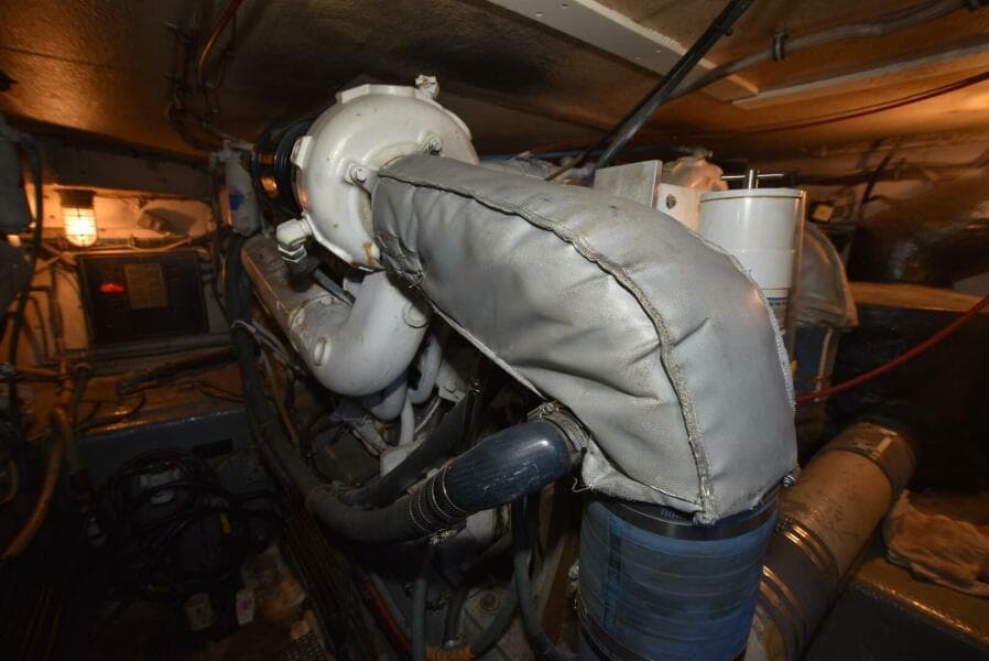 1988 Hatteras 48 Convertible