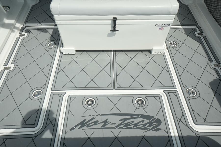 2020 Nor-Tech 390 Sport