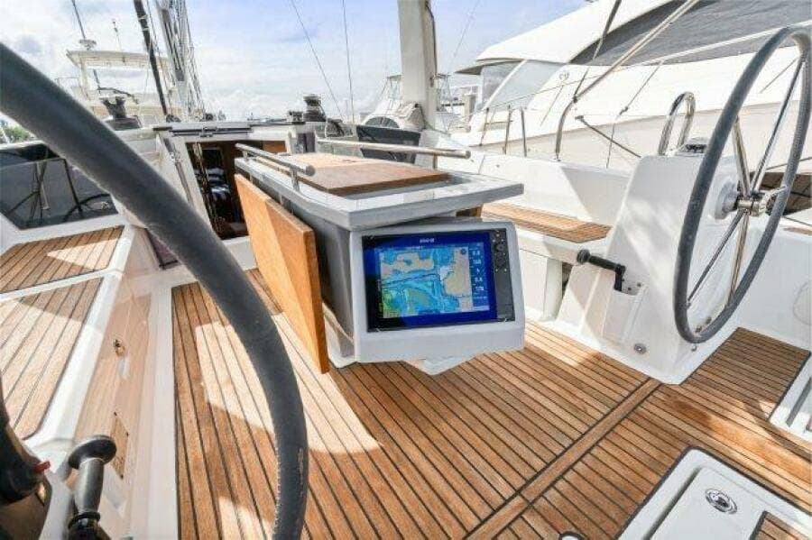2018 Beneteau 41.1