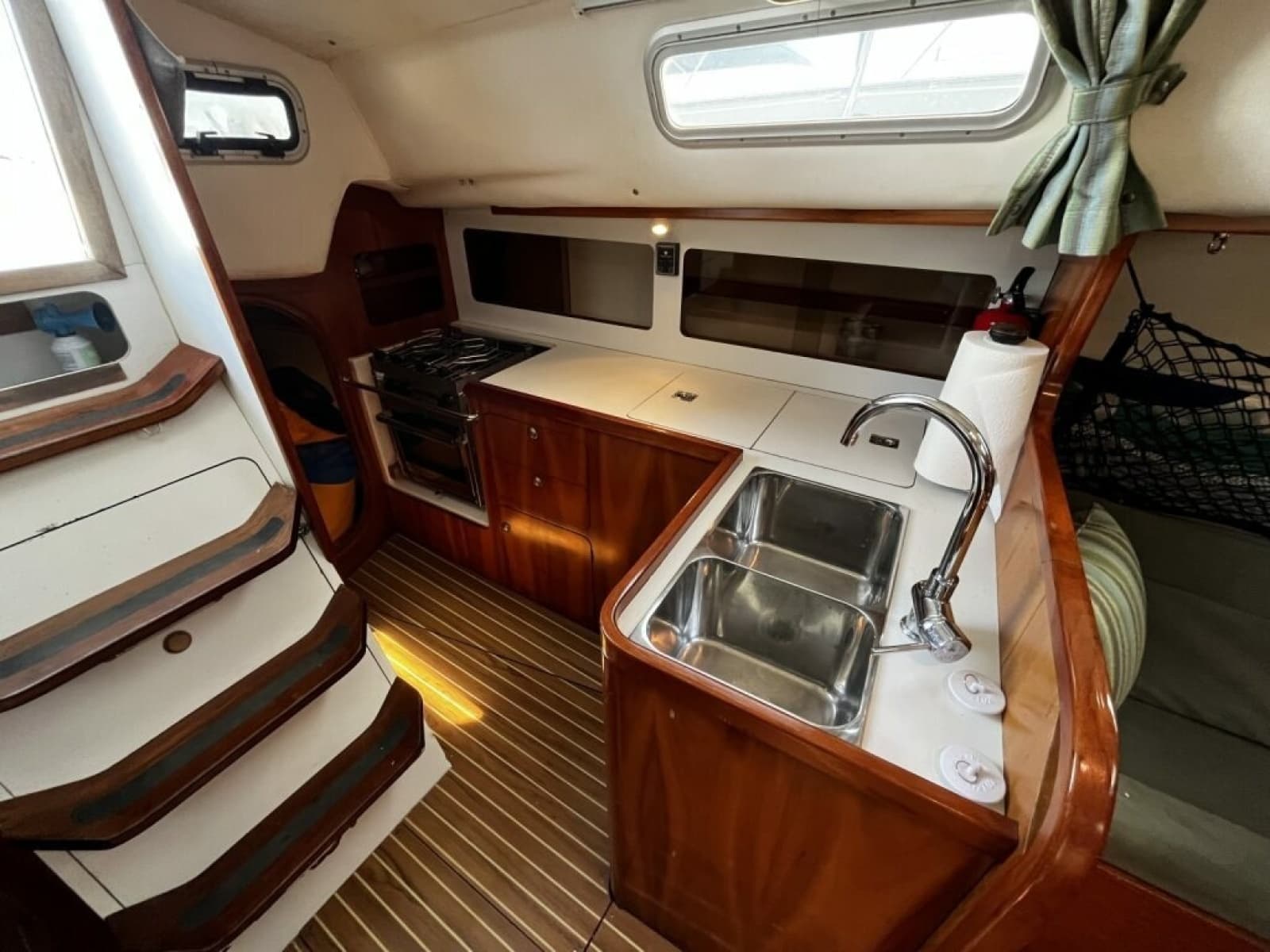 1998 J Boats J/120 - Photo 13