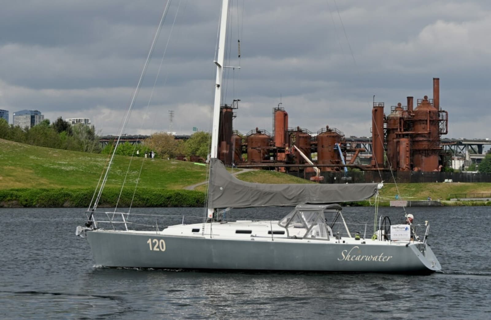 1998 J Boats J/120 - Photo 40