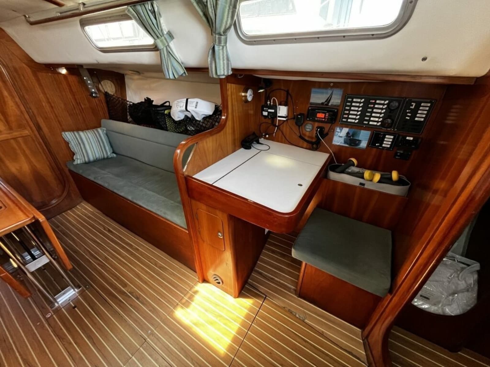 1998 J Boats J/120 - Photo 10