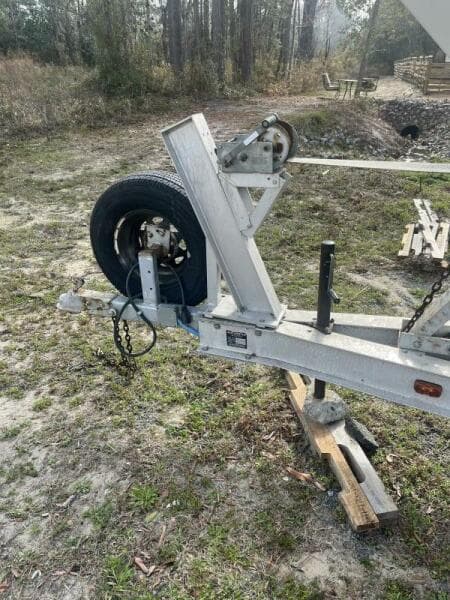 1989 Carver 2557 Montego