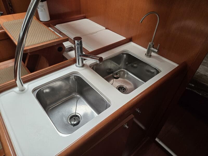 2007 Beneteau 49
