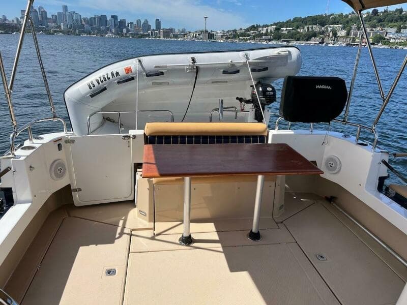 2013 Ranger Tugs R-31 CB