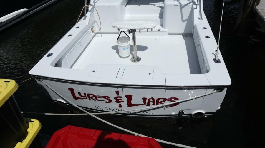 2002 Miller Marine 38 Open