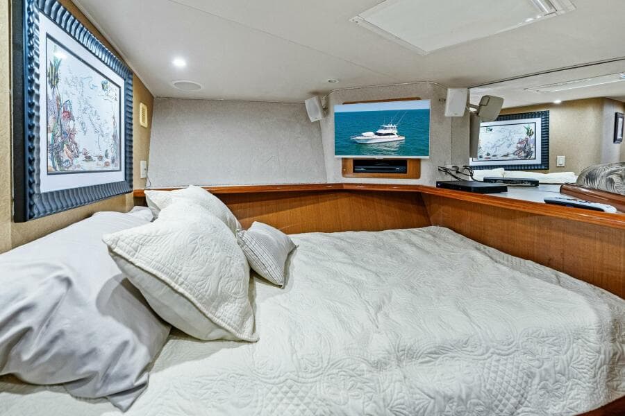 2002 Viking 65 Convertible 'Cajun Queen'