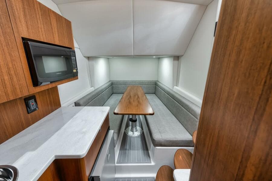 2024 Front Runner 47 CC