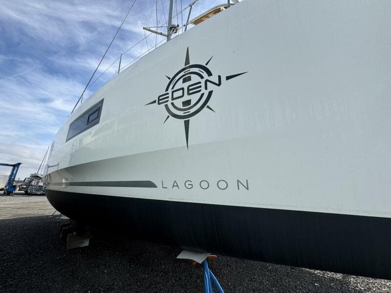 2022 Lagoon 46