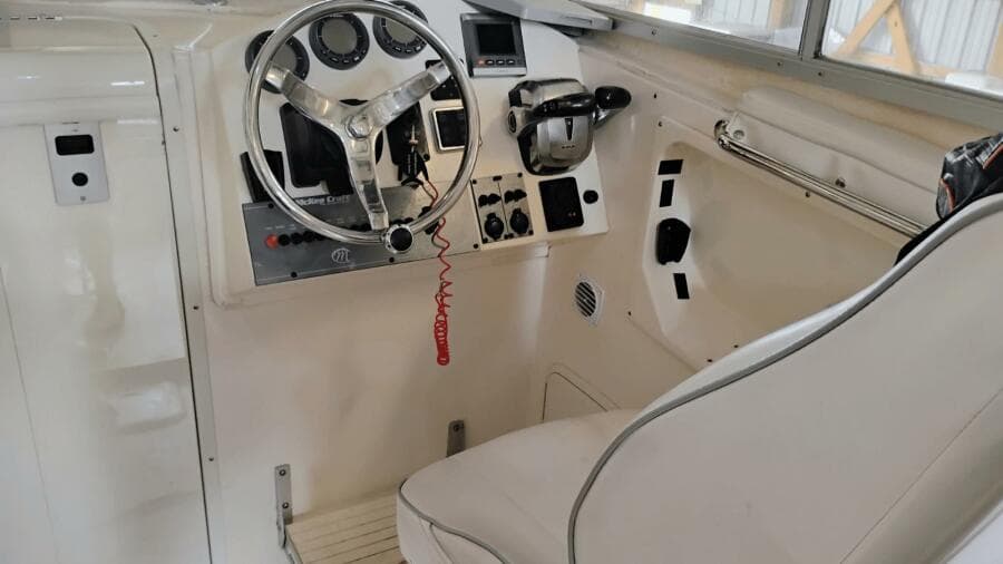 2009 McKee Craft Pilothouse 28