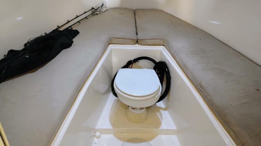 2009 McKee Craft Pilothouse 28