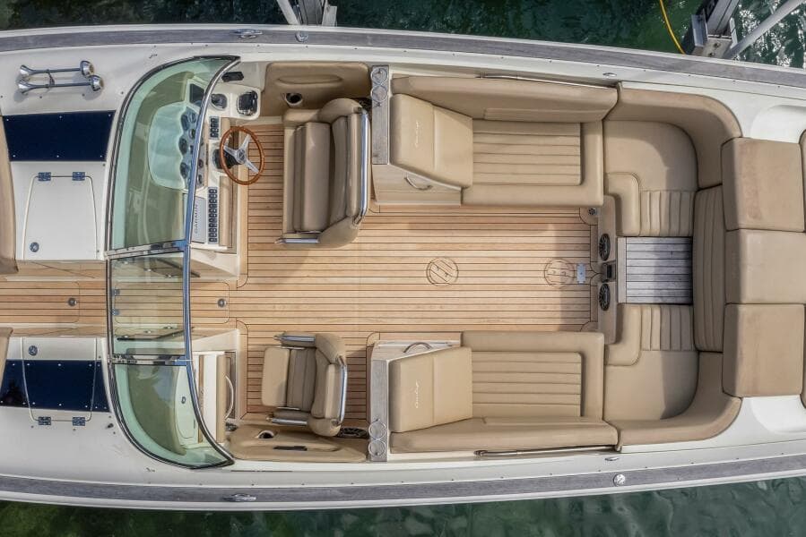 2013 Chris-Craft Launch 32