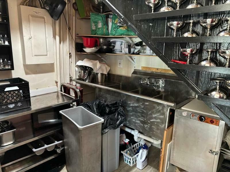 1984 Commercial Vinette 99 Paddle Wheel