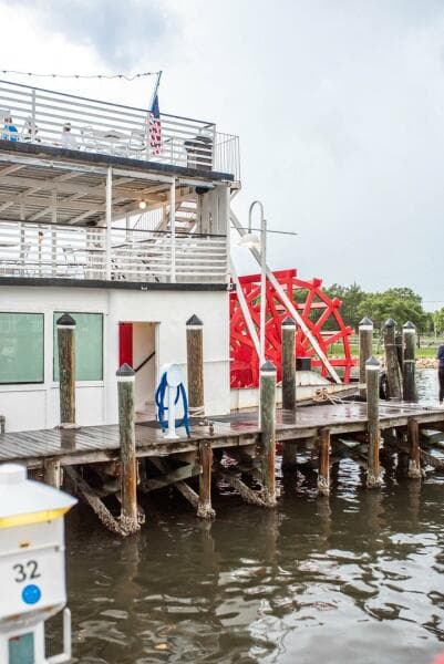 1984 Commercial Vinette 99 Paddle Wheel