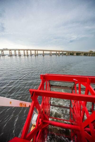 1984 Commercial Vinette 99 Paddle Wheel