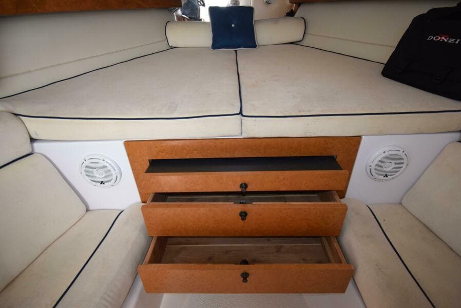 2005 Donzi 38 ZSF