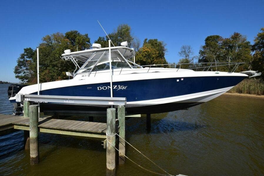 2005 Donzi 38 ZSF