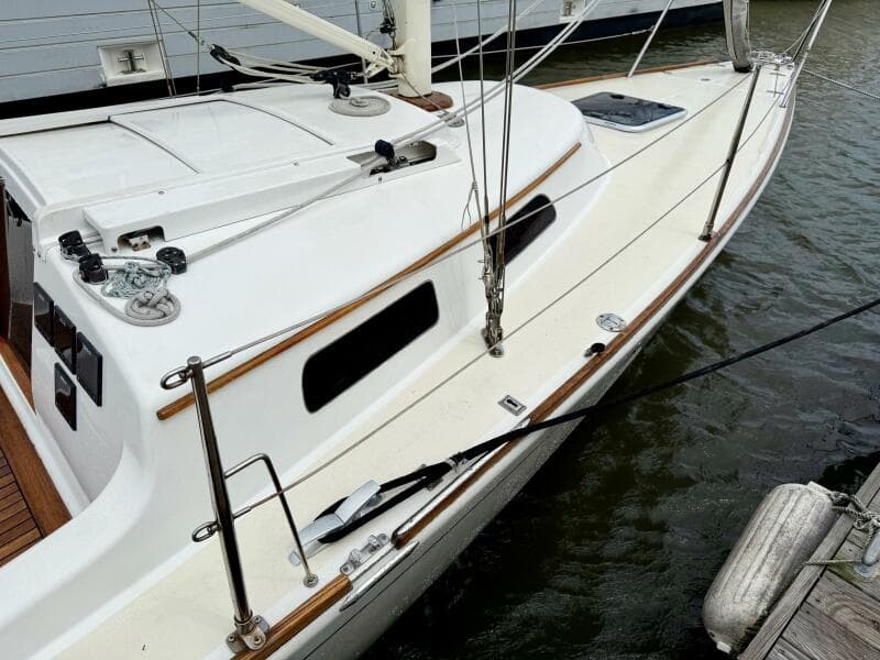 2009 e Sailing Yachts e Sailing Yachts e33