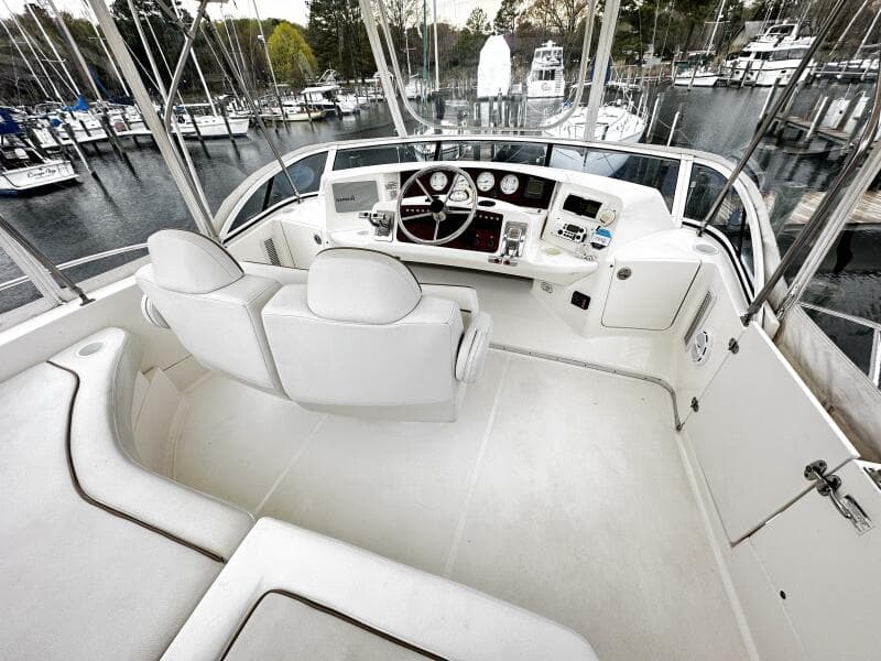 2005 Silverton 35 Motor Yacht