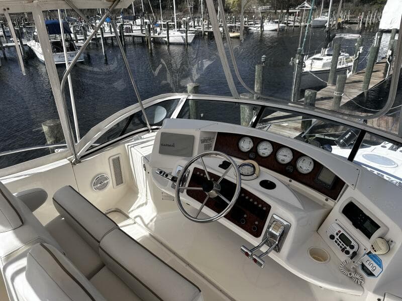 2005 Silverton 35 Motor Yacht