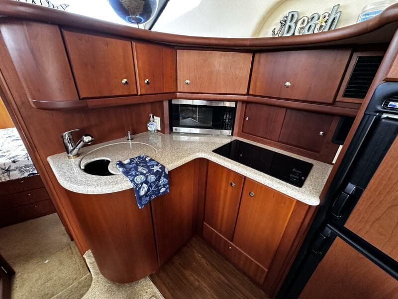 2005 Silverton 35 Motor Yacht