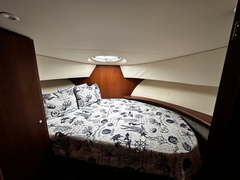 2005 Silverton 35 Motor Yacht