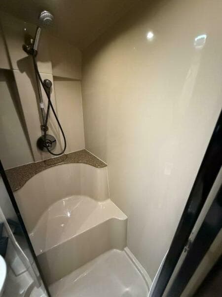 2001 Cruisers 3672 Express