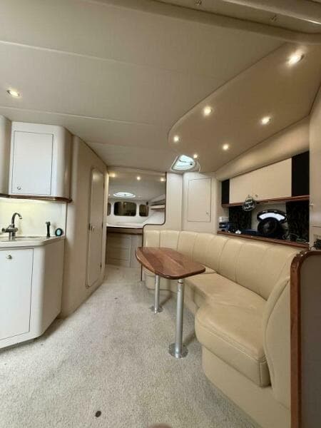 2001 Cruisers 3672 Express