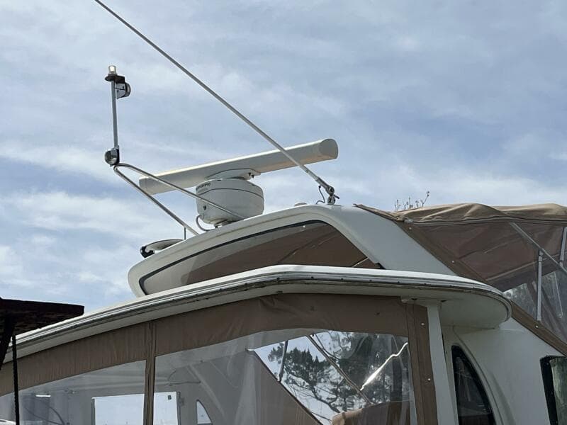 Raymarine radar antenna 