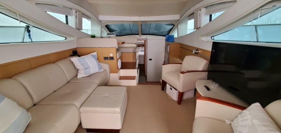 2012 Sea Ray 450 Sedan Bridge