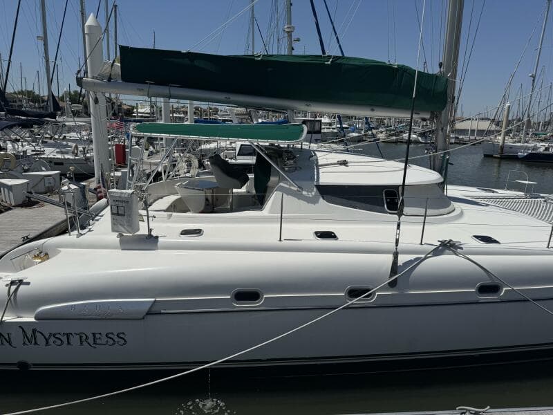 1999 Fountaine Pajot Bahia 46