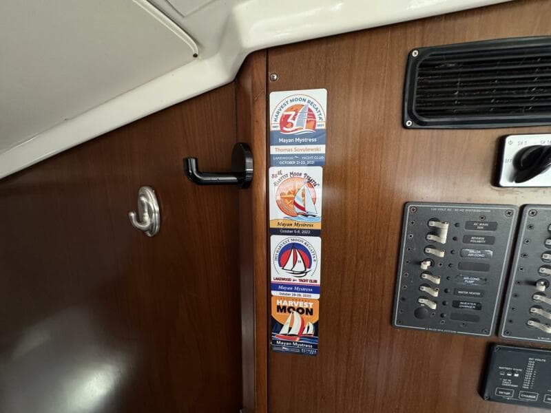 1999 Fountaine Pajot Bahia 46