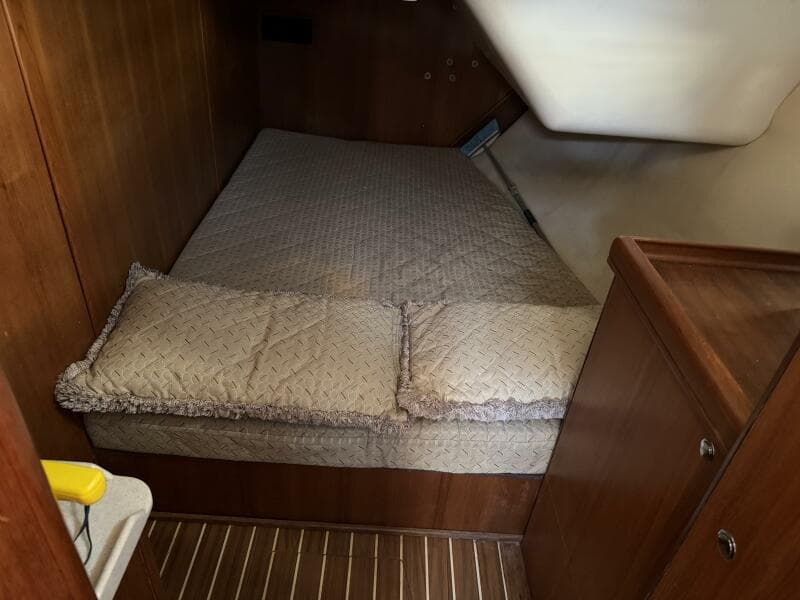 2007 Hunter Deck Salon