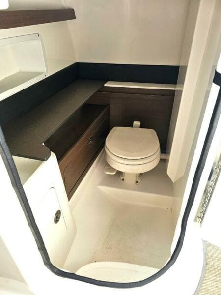 2018 Sea Ray 290 SDX