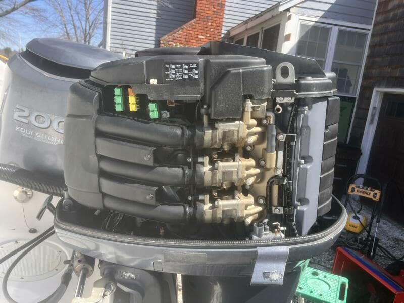 Outboard Internal View 2