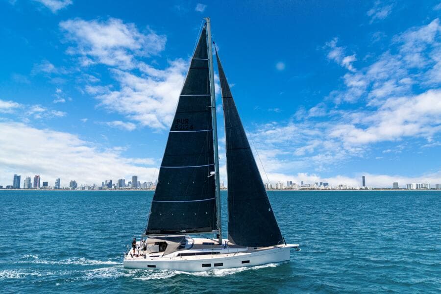 2017 Grand Soleil 52 LC