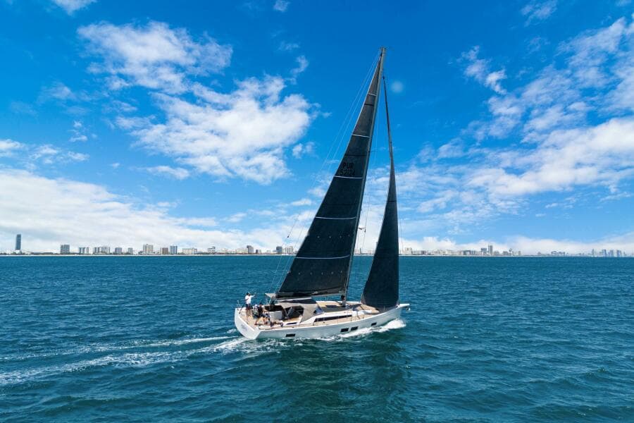 2017 Grand Soleil 52 LC